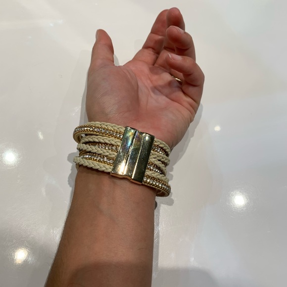 Stylish leather bracelet - Picture 6 of 6